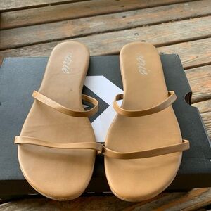 Aerie Sandals